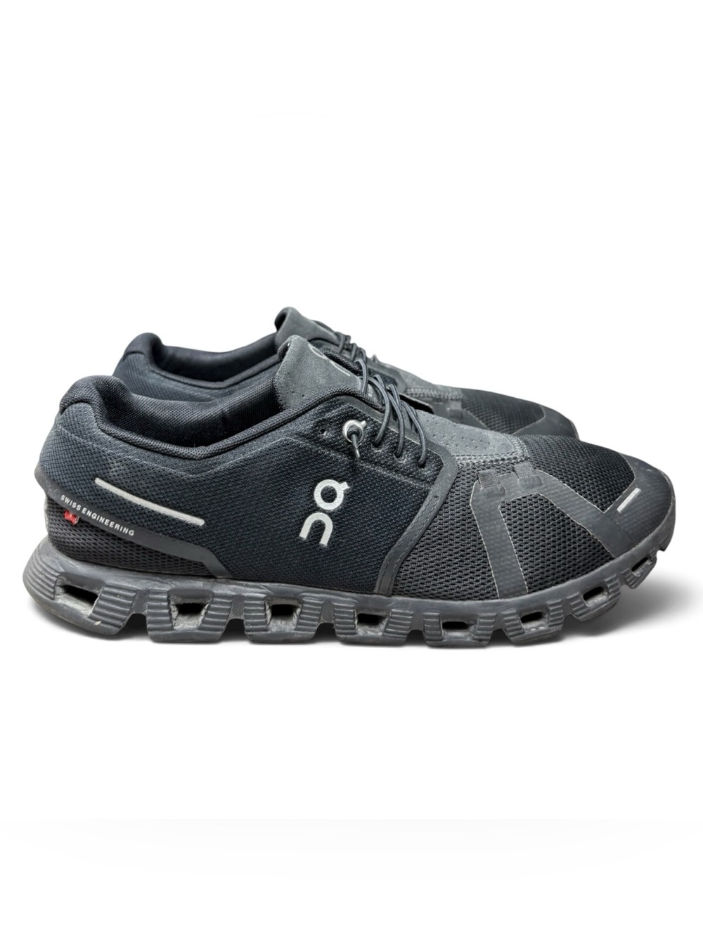 On Cloud 6 Triple Black Waterproof Running Shoes Sneakers Men’s Size 10 Athletic